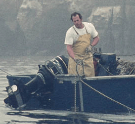 Donnie pulls his nets off La jolla before the ban of fishing